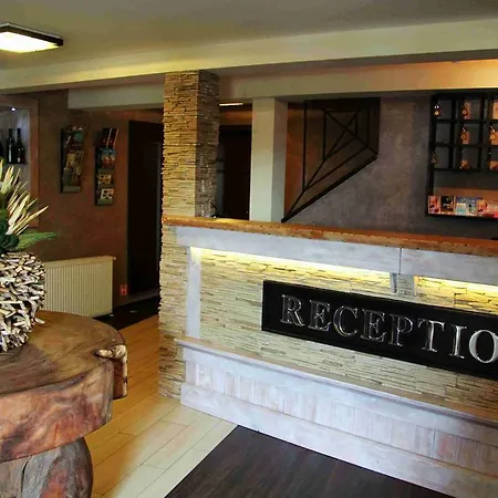 Jan מלון Moldava